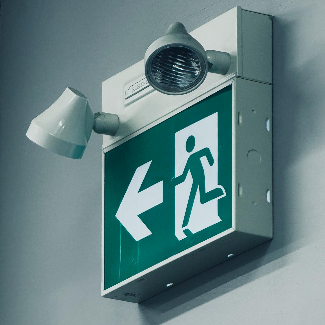 Ethics and Regulations in AI-Driven Optometric Solutions