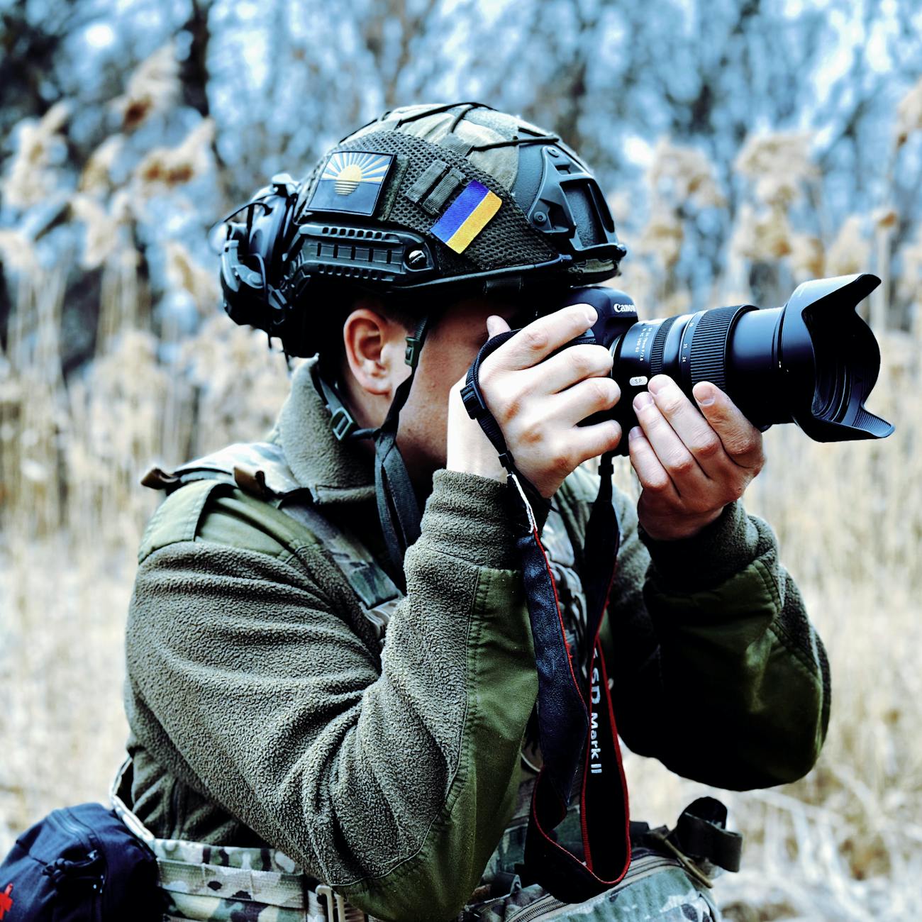Crisis Intervention in Military Operations