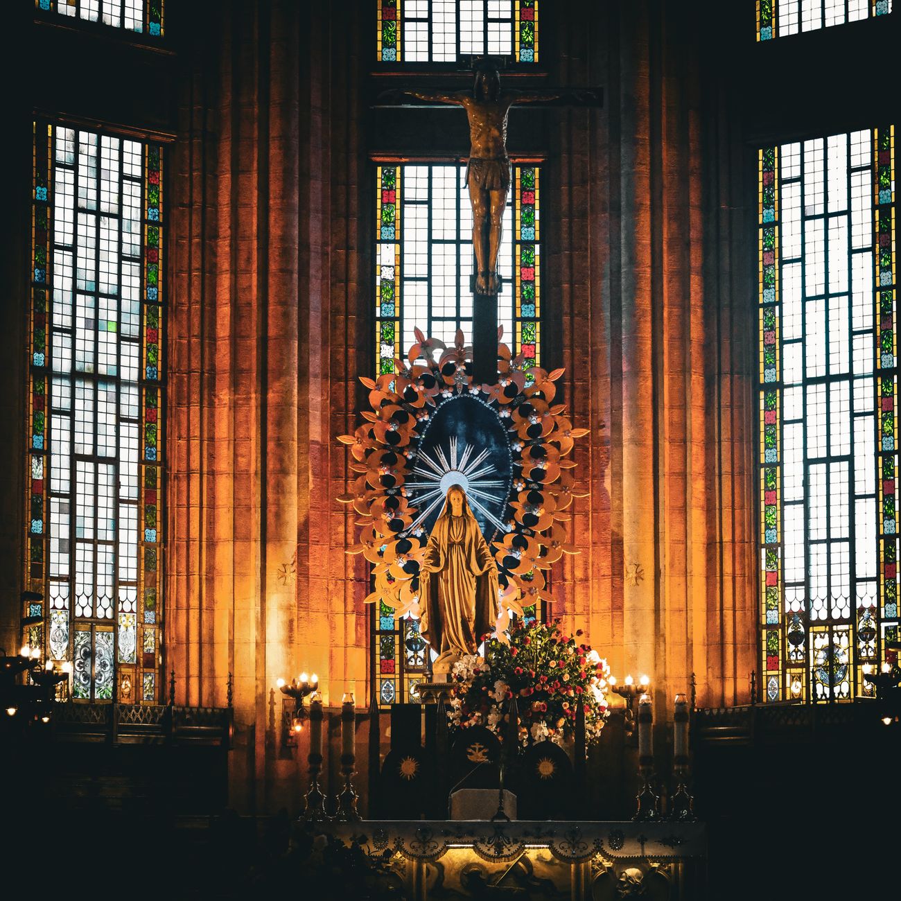 Religious Robots and Virtual Reality