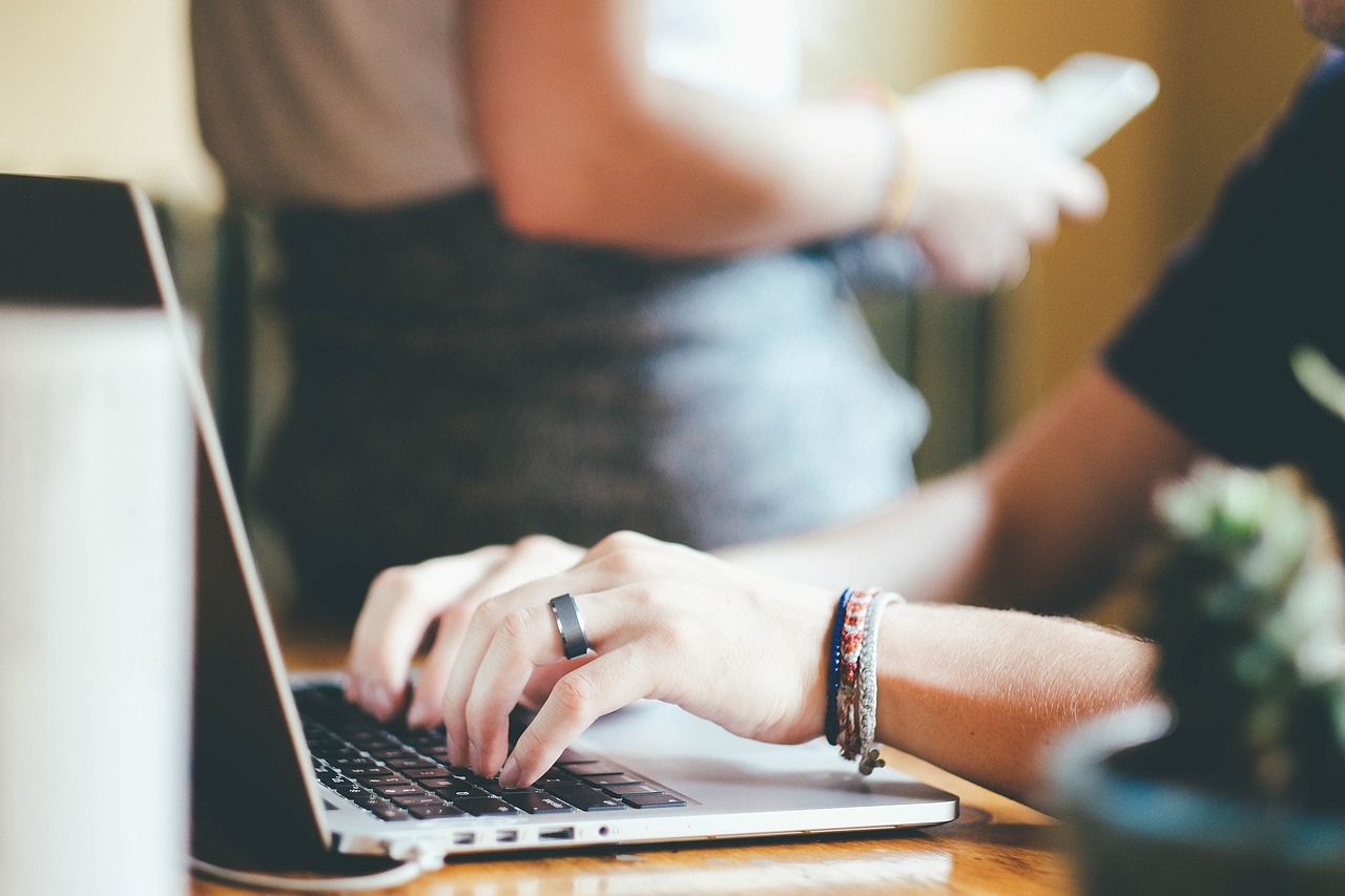 Implementing AI-Driven Ergonomics and Workplace Design