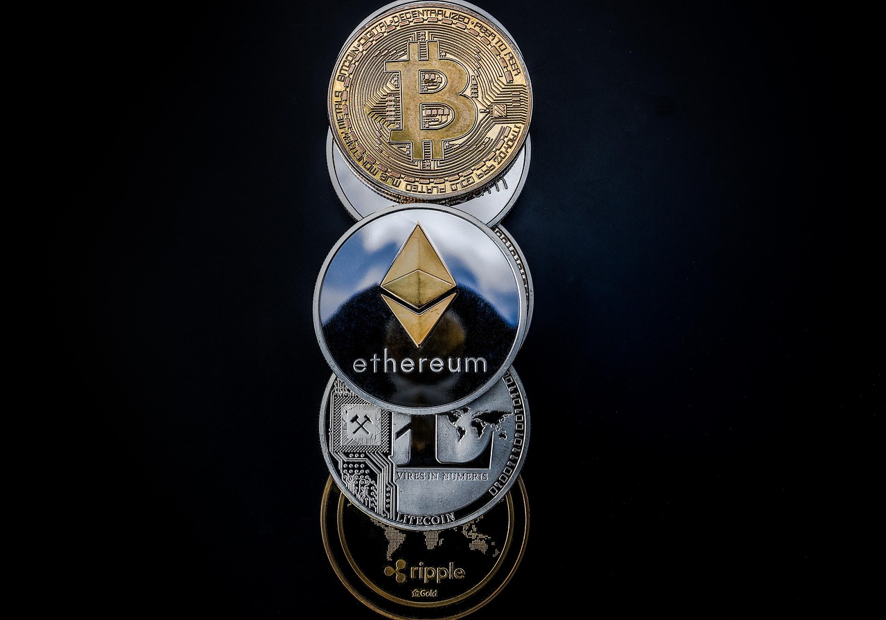 Blockchain Fundamentals and Distributed Ledger Technology