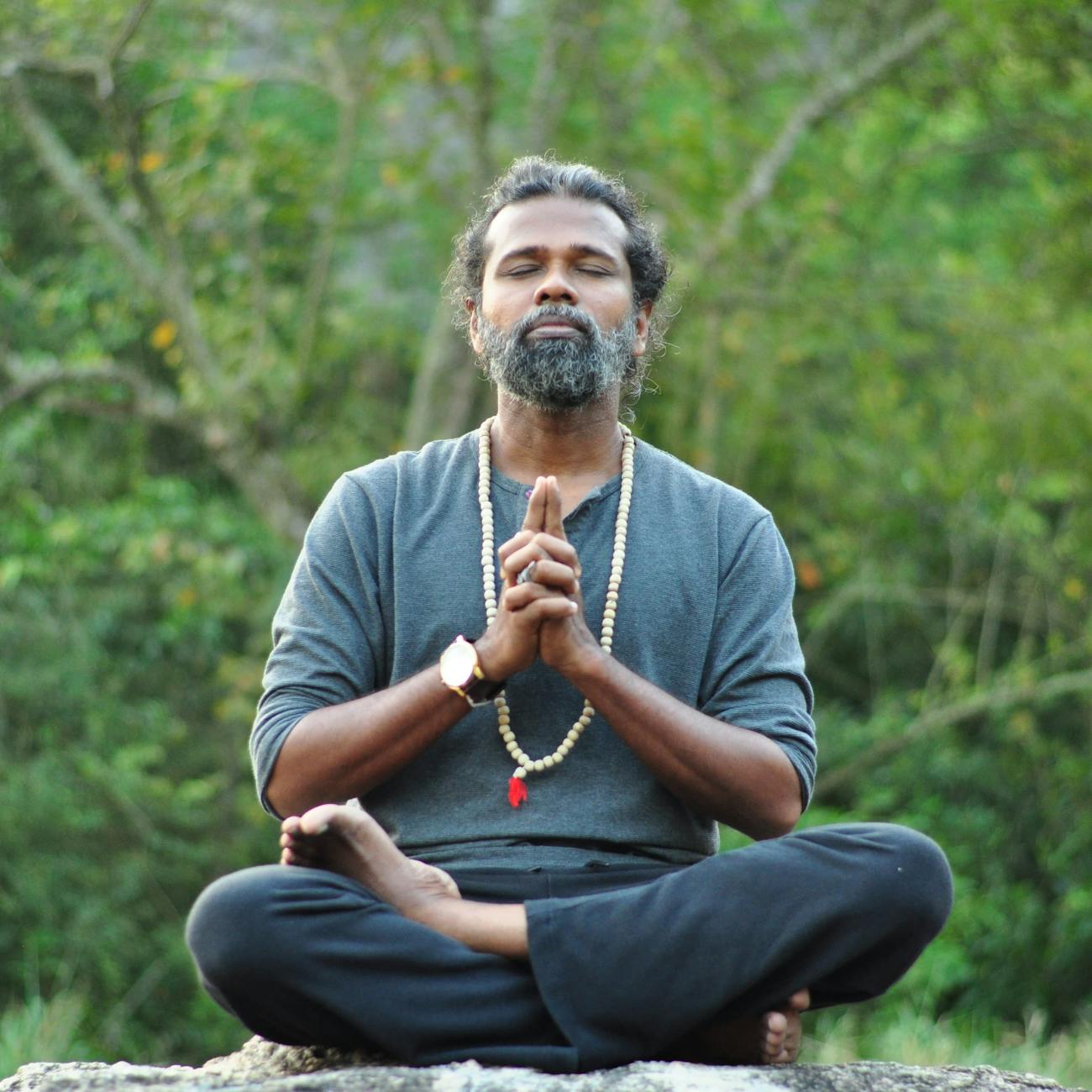 Yoga Philosophy and Ethics in Aqua Yoga Instruction