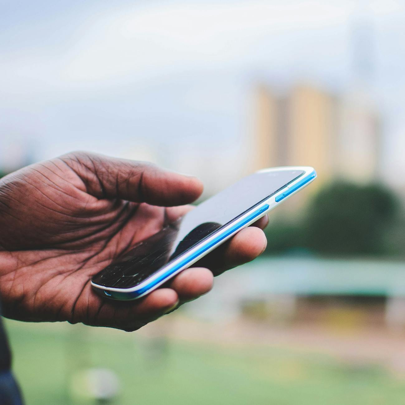 Using Social Media and Digital Tools for Environmental Advocacy